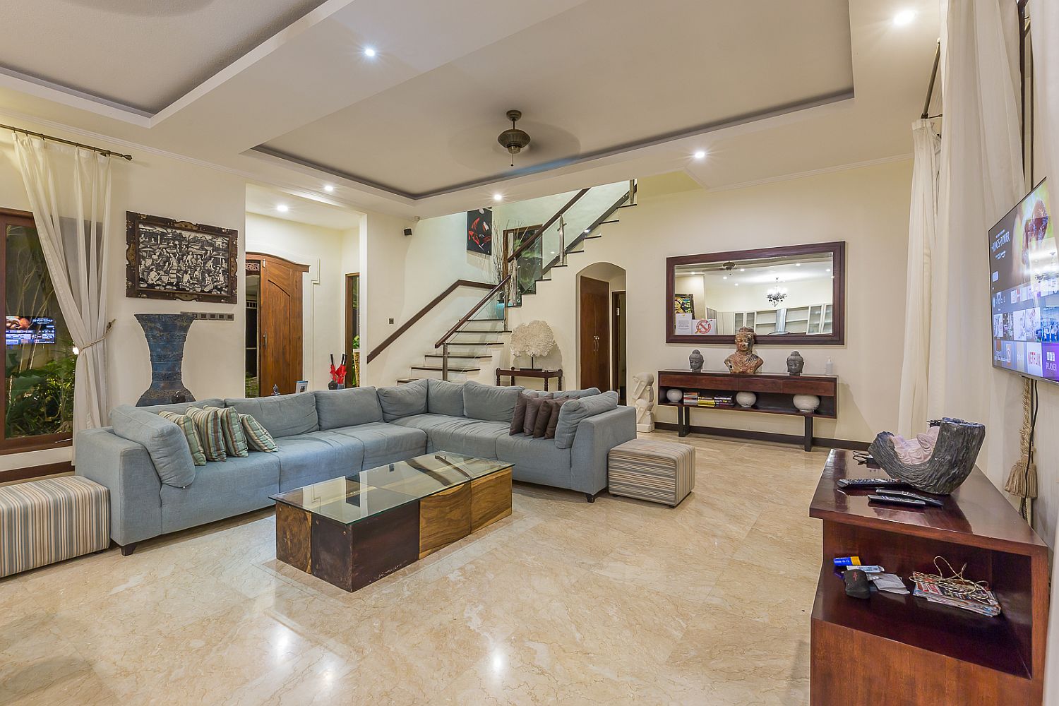 Exclusive 4-Bedroom Villa With Stunning Ocean View In Jimbaran