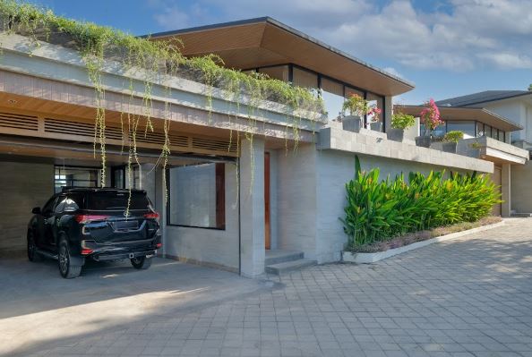 Stunning Ocean View Freehold Master Piece In Sanur