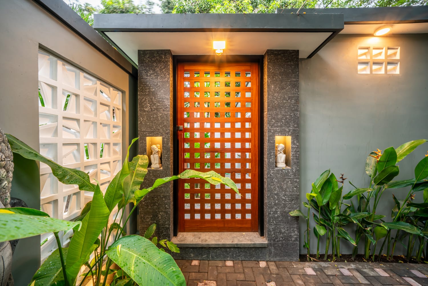 Gorgeous Newly Built Villa In Sanur