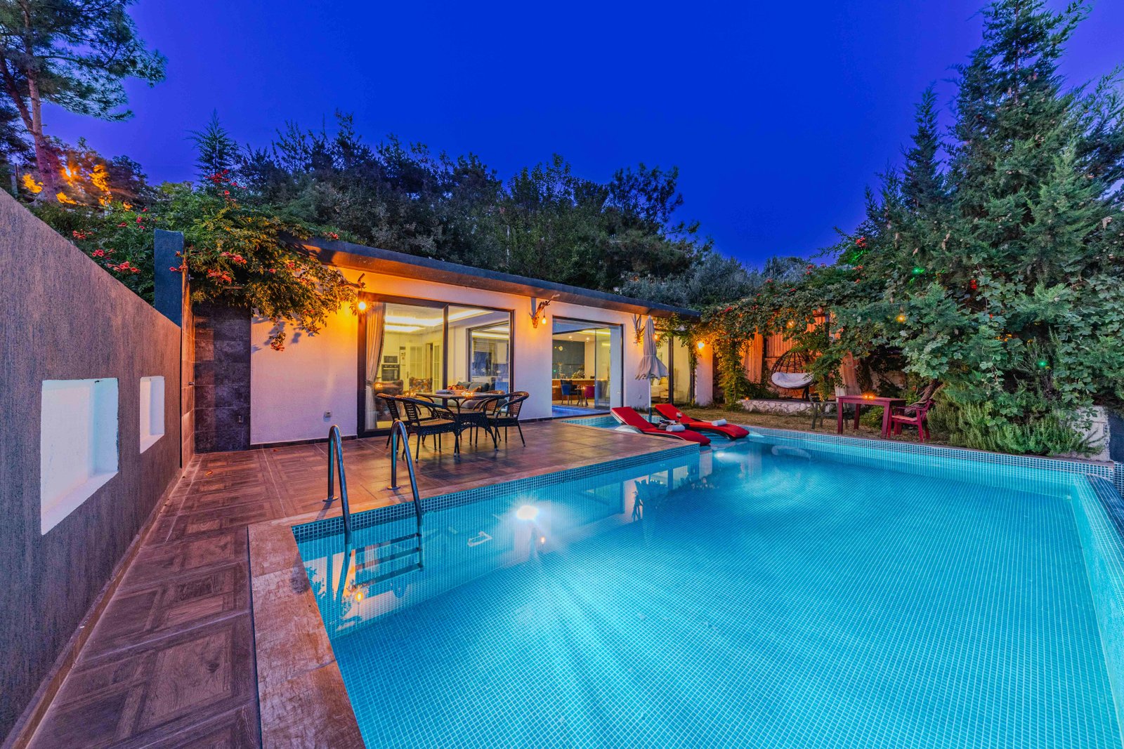 Best Area to Invest in Bali Property: Comparing Seminyak, Uluwatu, and Ubud Profit Potential